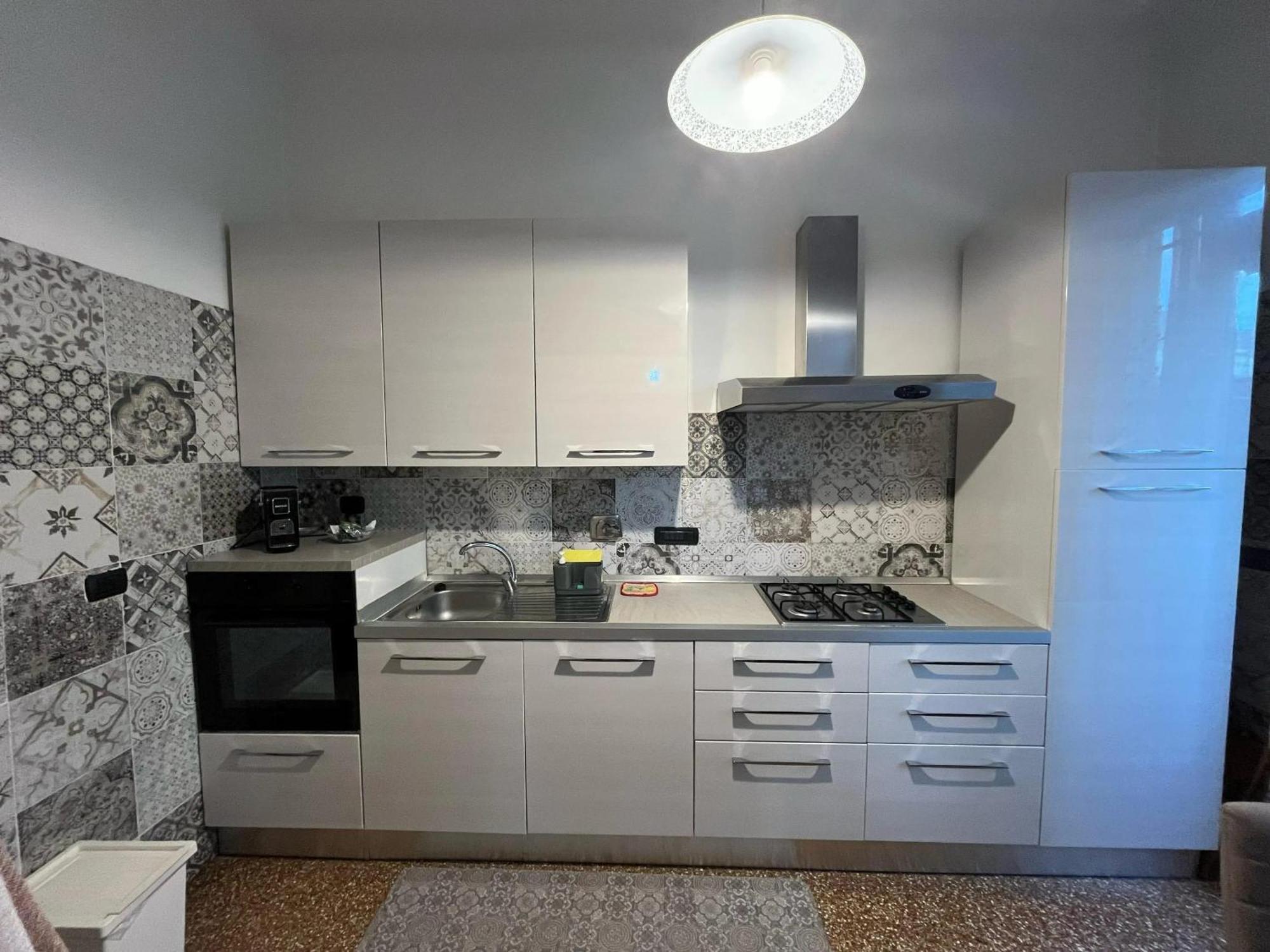 Charming In 70 M² Parking Included * Genoa