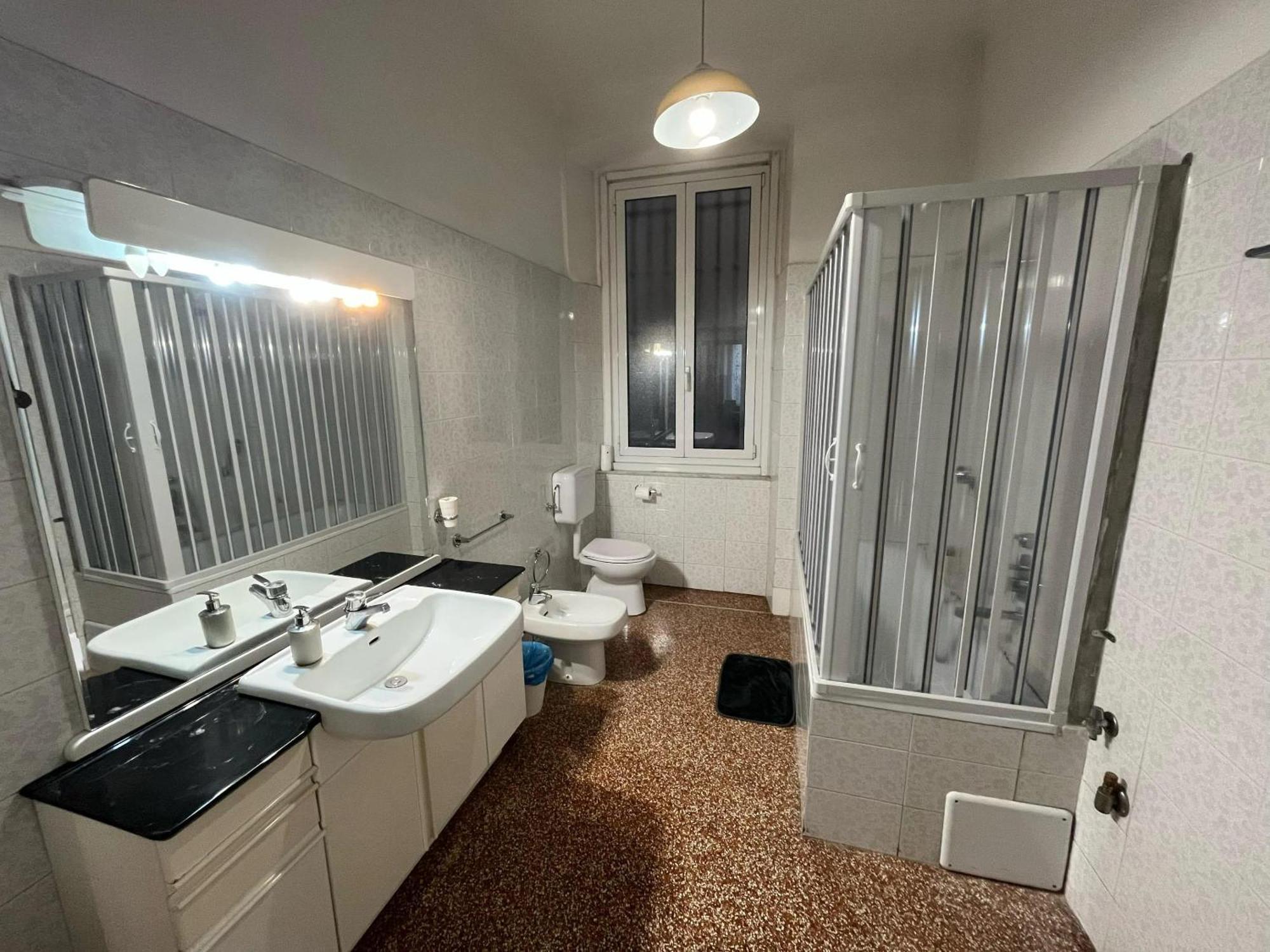 Charming In 70 M² Parking Included