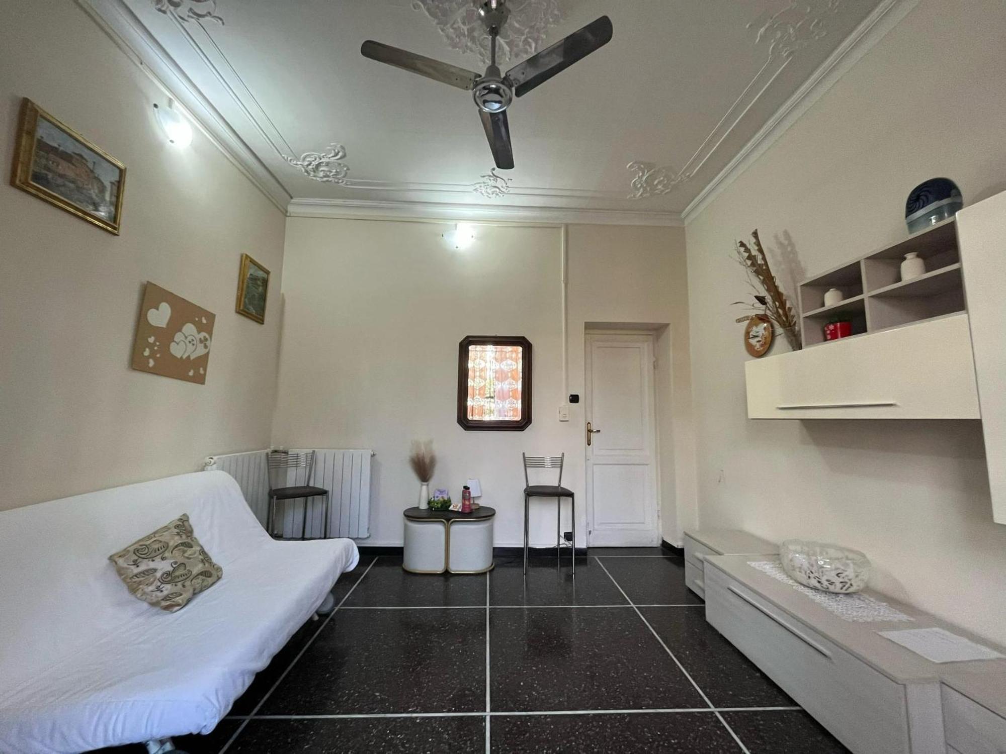 Charming In 70 M² Parking Included