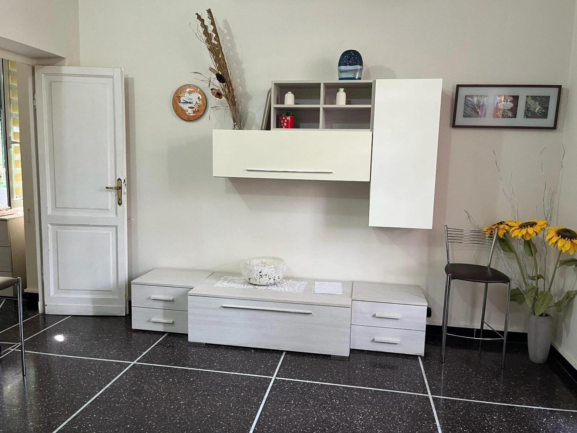 Charming In 70 M² Parking Included