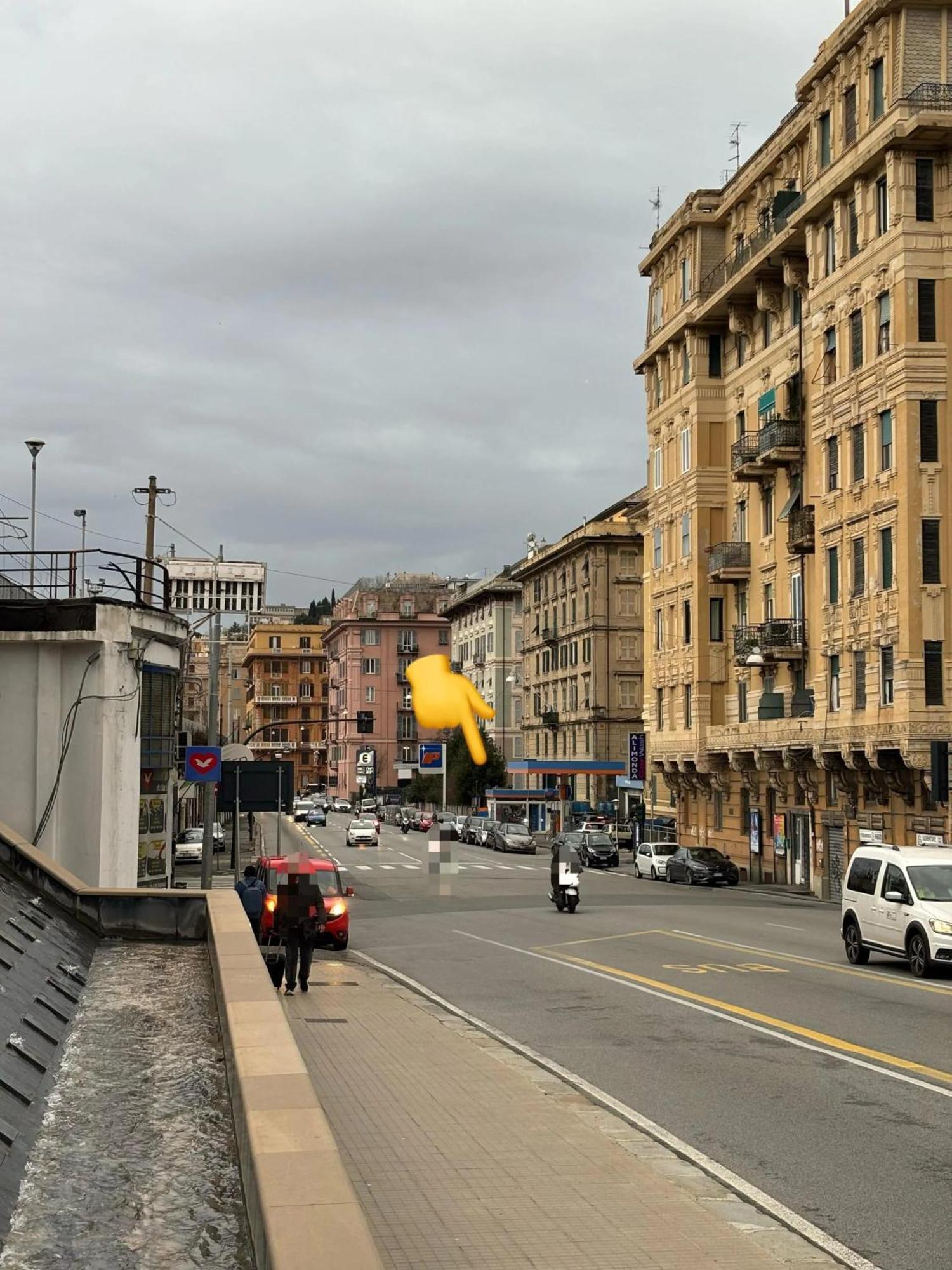 Charming In 70 M² Parking Included Genoa